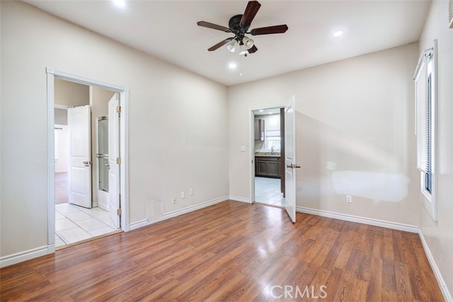 1234 W 37TH Drive, Los Angeles CA: https://media.crmls.org/medias/d9b3704d-2c36-4946-b934-ab31ee829d56.jpg
