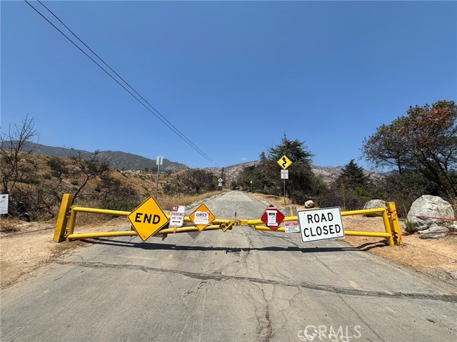 360 E Waldon Place, Montecito Heights CA: https://media.crmls.org/medias/d9b3aca7-89a6-487b-a648-eba96125fb20.jpg