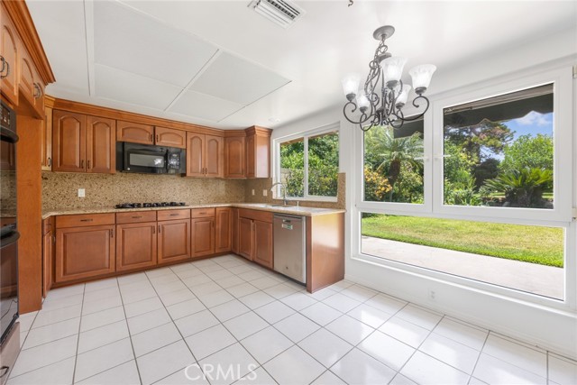 Image 21 of 71 For 1646 Mobeck Street