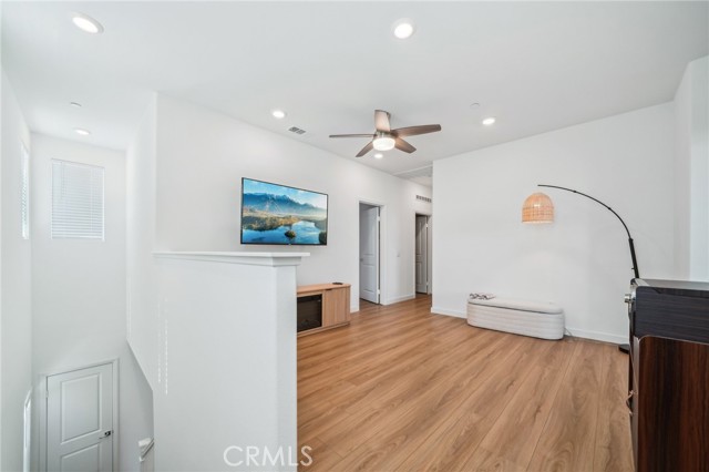 Detail Gallery Image 16 of 64 For 16233 Lozano St #2,  Fontana,  CA 92336 - 3 Beds | 2/1 Baths