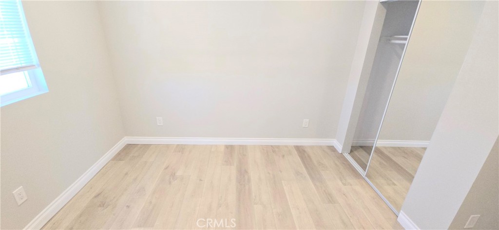 https://media.crmls.org/medias/d9b52d8e-2b47-48f6-a28c-181ea9e8c420.jpg?preset=X-Large