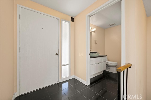 23392 Caminito Basilio, Laguna Hills CA: https://media.crmls.org/medias/d9b5dec8-6162-4ece-a458-30393b73ae83.jpg