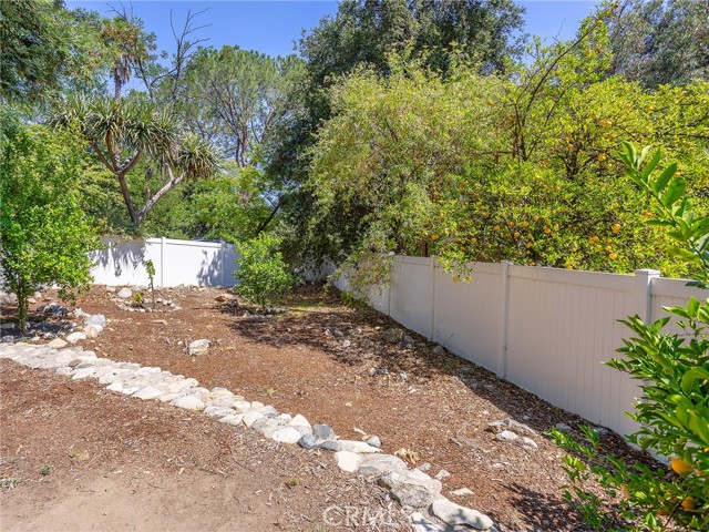 3828 2nd Avenue, La Crescenta CA: https://media.crmls.org/medias/d9b66d88-da9a-4932-a7d6-dd1205016e7f.jpg