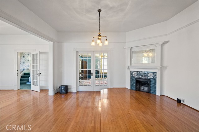 591 W 9th, San Bernardino CA: https://media.crmls.org/medias/d9b6c921-1061-458a-a7cd-78db447aee72.jpg