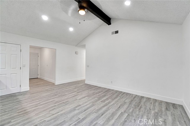 Detail Gallery Image 8 of 35 For 2808 Riverview, Madera,  CA 93637 - 4 Beds | 2/2 Baths