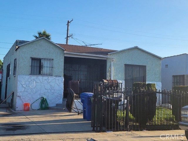 Detail Gallery Image 1 of 1 For 324 W 88th St, Los Angeles,  CA 90003 - 2 Beds | 2 Baths