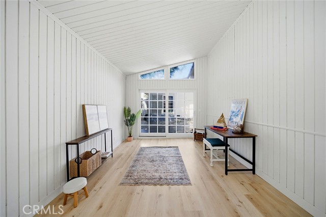 7 Bed Home for Sale in Los Angeles, California