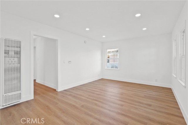 Detail Gallery Image 2 of 33 For 20845 Denker, Torrance,  CA 90501 - 3 Beds | 1 Baths