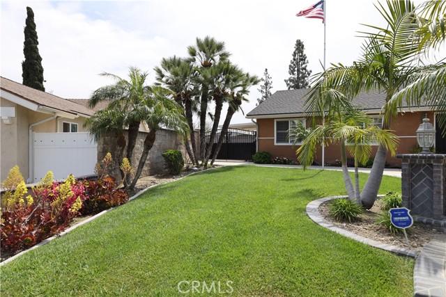Detail Gallery Image 3 of 29 For 17532 Shane Way, Yorba Linda,  CA 92886 - 3 Beds | 2 Baths