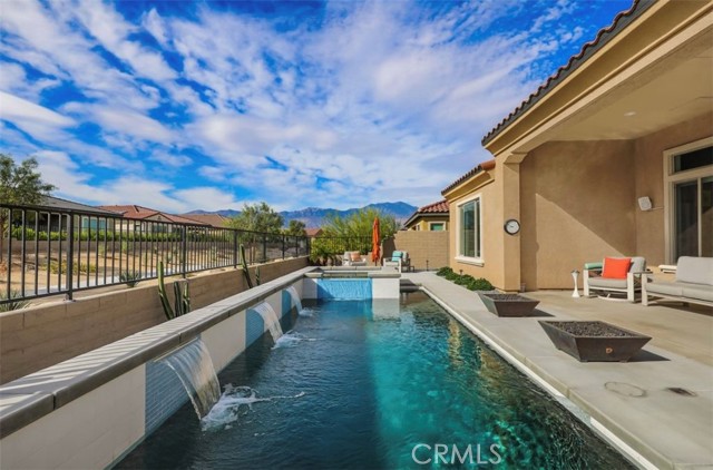 25 Chardonnay, Rancho Mirage CA: https://media.crmls.org/medias/d9bb2569-bbe2-4dc4-9b19-90ca32af0658.jpg