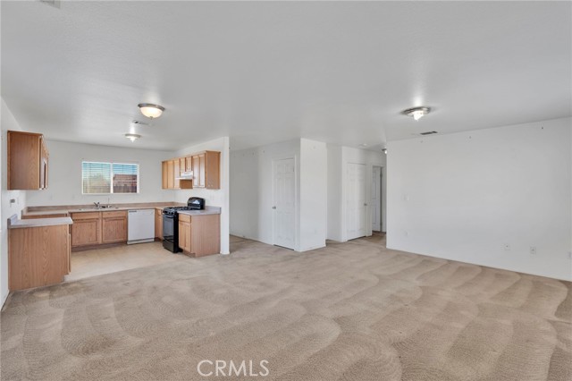 Detail Gallery Image 5 of 25 For 34622 Paseo Del Valle, Barstow,  CA 92311 - 3 Beds | 2 Baths