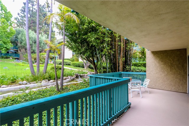 Detail Gallery Image 16 of 29 For 412 N Bellflower Bld #122,  Long Beach,  CA 90814 - 2 Beds | 2 Baths