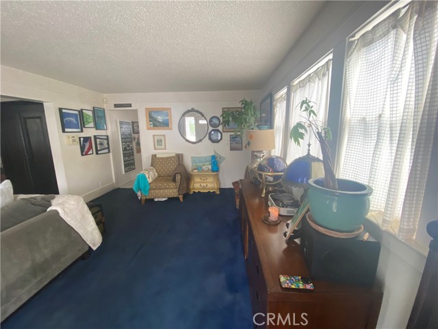 1210 7th Place, Hermosa Beach CA: https://media.crmls.org/medias/d9bb3d11-746b-40b2-a396-181a5a1d8548.jpg