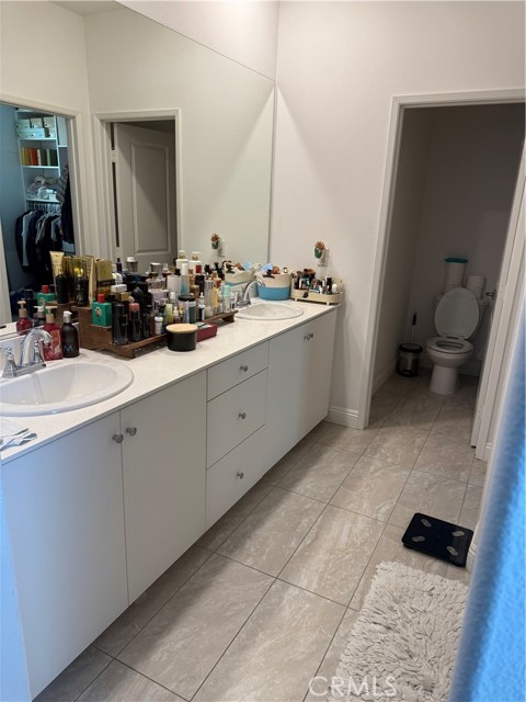 Detail Gallery Image 9 of 21 For 5644 Altamura Way, Fontana,  CA 92336 - 5 Beds | 3 Baths