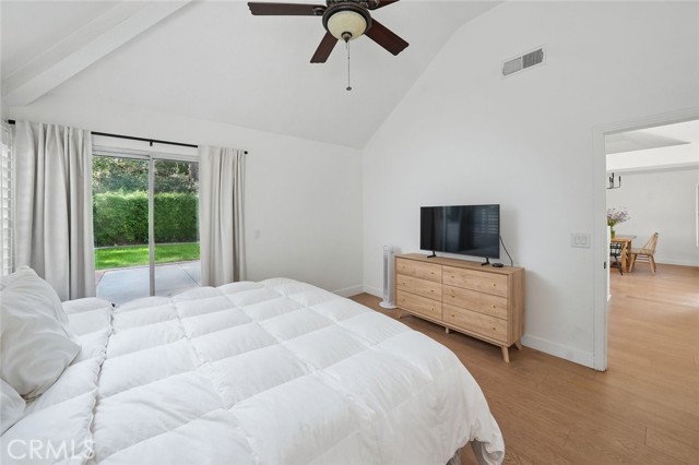 Detail Gallery Image 16 of 28 For 24148 Saint Moritz Dr, Valencia,  CA 91355 - 3 Beds | 2/1 Baths