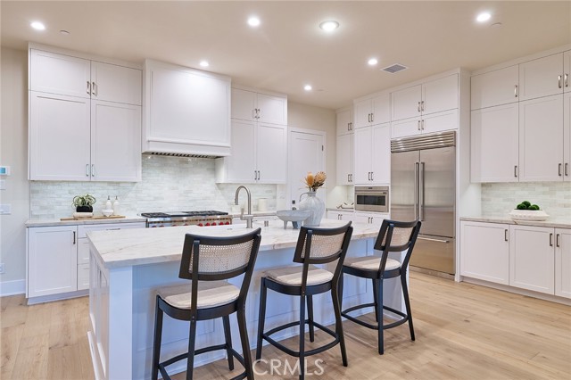 Detail Gallery Image 9 of 52 For 103 Oakstone, Irvine,  CA 92618 - 4 Beds | 3 Baths