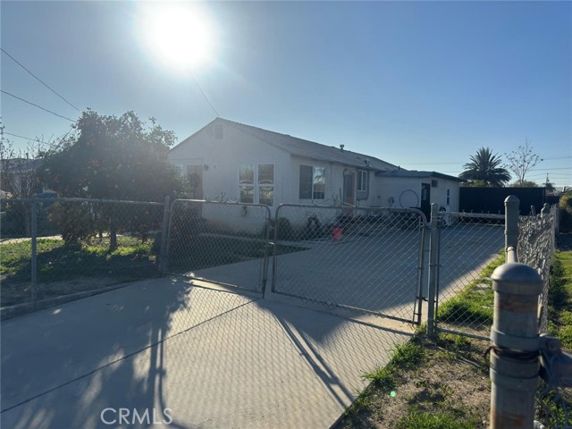 Detail Gallery Image 2 of 2 For 5816 Warren, Riverside,  CA 92503 - 2 Beds | 1 Baths