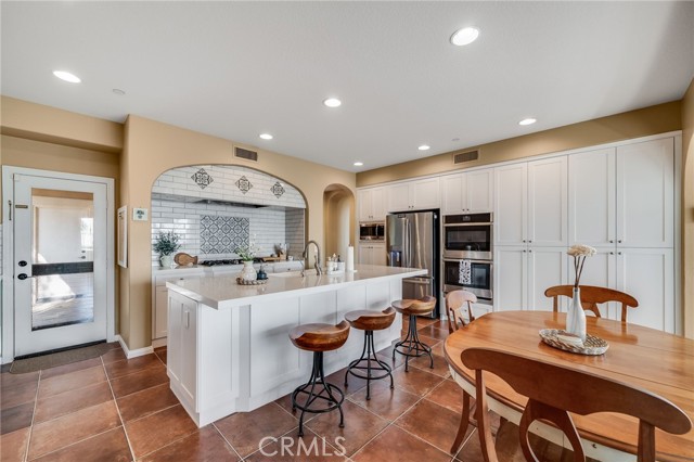 Detail Gallery Image 7 of 49 For 18 Calle Anacapa, San Clemente,  CA 92673 - 5 Beds | 4/1 Baths