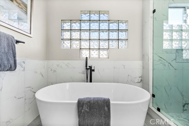 2403 Vanderbilt Lane, Redondo Beach, California 90278, 3 Bedrooms Bedrooms, ,2 BathroomsBathrooms,Residential,Sold,Vanderbilt,SB21246189