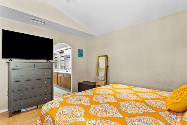 Detail Gallery Image 30 of 52 For 24510 Camino Mirabella, Murrieta,  CA 92562 - 3 Beds | 2/1 Baths