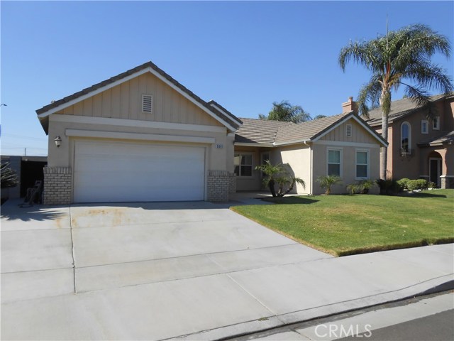 5881 Milana Dr, Eastvale, CA 92880