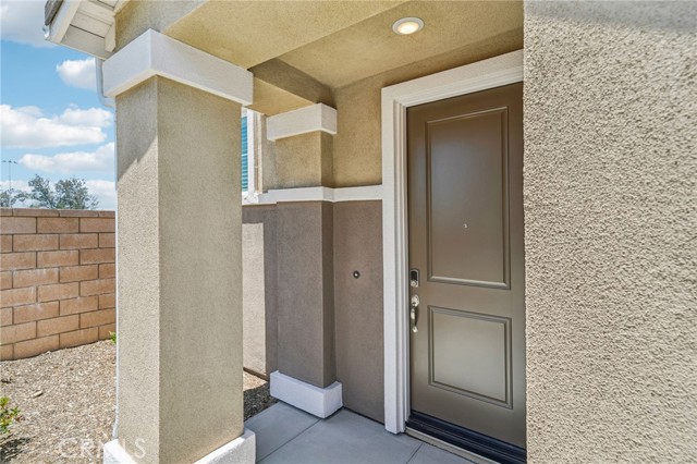 2097 Bergamot Street, Redlands CA: https://media.crmls.org/medias/d9bf6da1-786b-4b4a-8ff2-c9c2a820ef8a.jpg