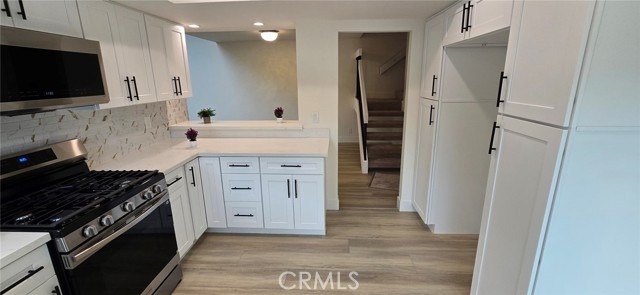 1364 Park Plaza Drive, Long Beach CA: https://media.crmls.org/medias/d9bfdef6-a8fd-40ee-ab0f-ef3b206347d8.jpg