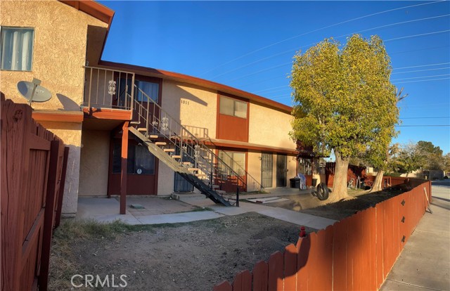 Detail Gallery Image 4 of 18 For 1011 W Avenue H12, Lancaster,  CA 93534 - – Beds | – Baths