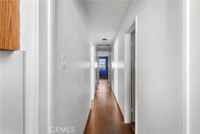 Detail Gallery Image 8 of 24 For 6049 Pennswood Ave, Lakewood,  CA 90712 - 3 Beds | 2 Baths