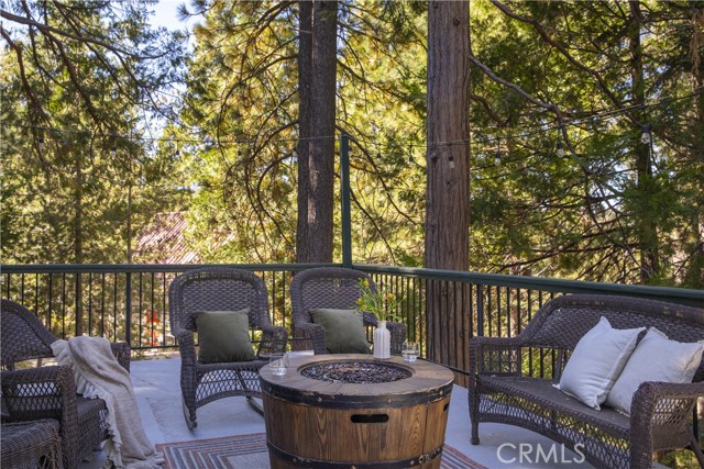 225 Fairview Drive, Lake Arrowhead, CA 92352