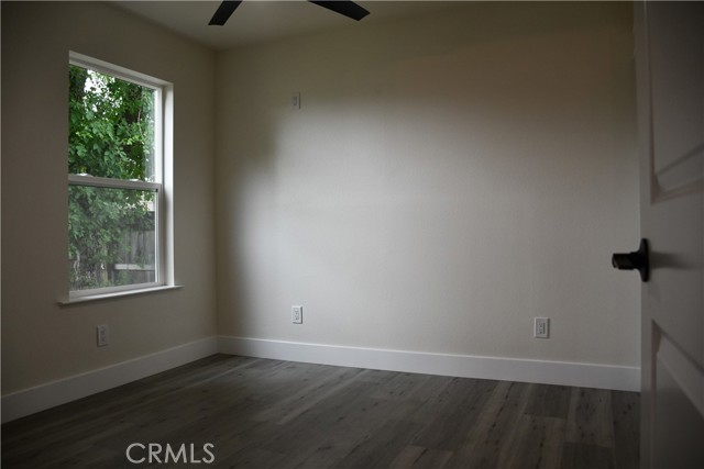 Detail Gallery Image 9 of 17 For 635 N Plumas St, Willows,  CA 95988 - 2 Beds | 1 Baths