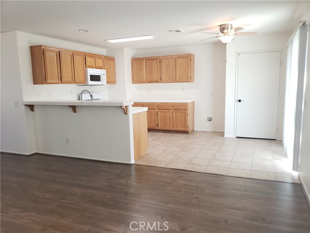 30569 Wyndham Court, Menifee CA: https://media.crmls.org/medias/d9c2d122-5216-40b0-bd2d-0a700d28db9e.jpg