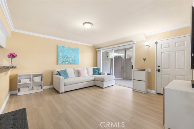 3605 E Anaheim Street, Long Beach CA: https://media.crmls.org/medias/d9c3b7b7-a4a7-42cf-bc46-45d2e9cace37.jpg