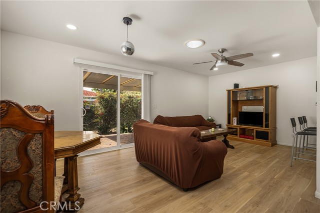 Detail Gallery Image 21 of 41 For 1011 E Chestnut, Orange,  CA 92867 - 5 Beds | 3 Baths