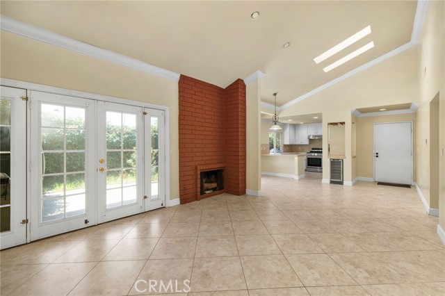 Detail Gallery Image 3 of 28 For 1725 Aspen Village Way, West Covina,  CA 91791 - 3 Beds | 2 Baths