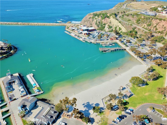 33028 Christina Drive, Dana Point CA: https://media.crmls.org/medias/d9c536fe-6c92-4c57-924b-1de19094f80f.jpg