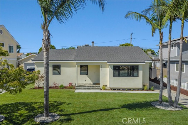 2411 Thomas Avenue, Redondo Beach CA: https://media.crmls.org/medias/d9c5dfed-d932-48c4-a5b4-a223e1737b20.jpg