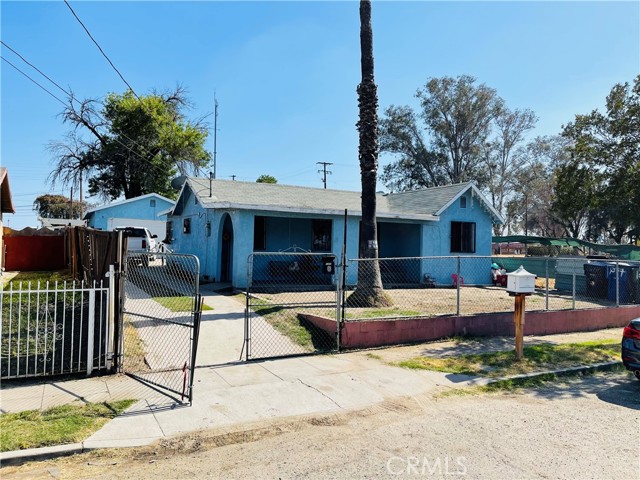 1377 W King St, San Bernardino, CA 92410