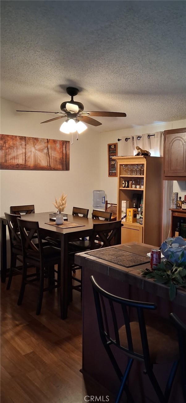 Detail Gallery Image 6 of 9 For 80 E Dawes #85,  Perris,  CA 92571 - 3 Beds | 2 Baths