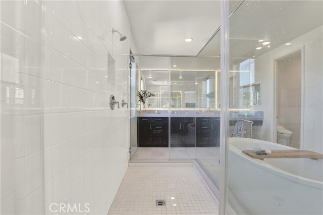 109 Ritual, Irvine CA: https://media.crmls.org/medias/d9c6e54b-632b-4118-a384-beff31dd4a04.jpg