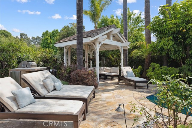 4520 El Caballero Drive, Tarzana CA: https://media.crmls.org/medias/d9c73bc5-a420-4ede-964c-5e7655e37c1e.jpg