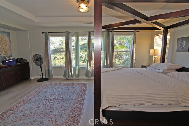 Detail Gallery Image 26 of 41 For 17634 Wren Dr, Canyon Country,  CA 91387 - 5 Beds | 4 Baths