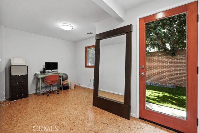 Detail Gallery Image 23 of 52 For 4123 North Virginia Road, Long Beach,  CA 90807 - 3 Beds | 2 Baths