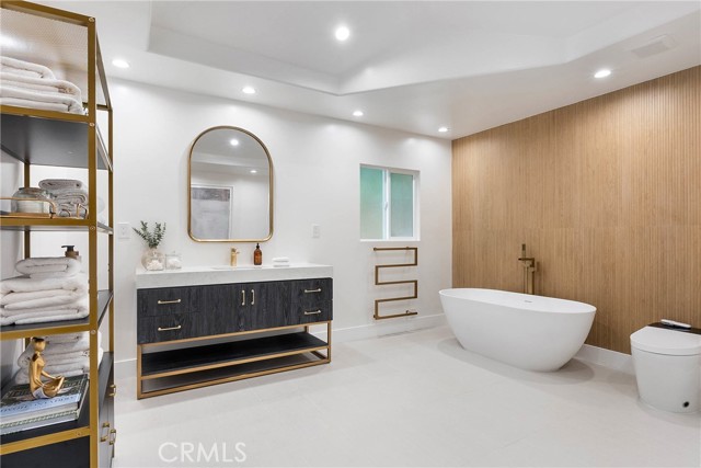 Detail Gallery Image 22 of 29 For 16430 Dorado Dr, Encino,  CA 91436 - 5 Beds | 5/1 Baths
