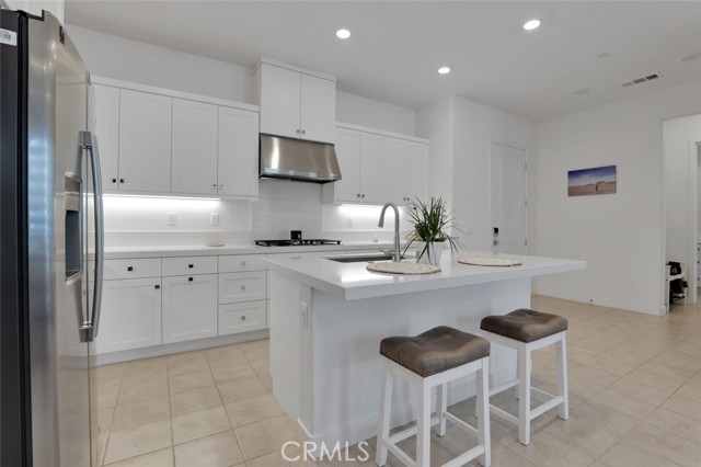 Detail Gallery Image 18 of 20 For 145 Sash, Irvine,  CA 92618 - 1 Beds | 1 Baths