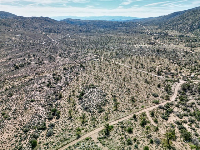 Detail Gallery Image 27 of 33 For 27 Vista Rd, Pioneertown,  CA 92356 - – Beds | – Baths