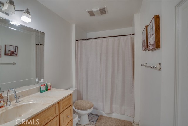 2304 W Flower Avenue, Fullerton CA: https://media.crmls.org/medias/d9cb7d52-b47a-4baa-b8d2-63a5a2219c9e.jpg