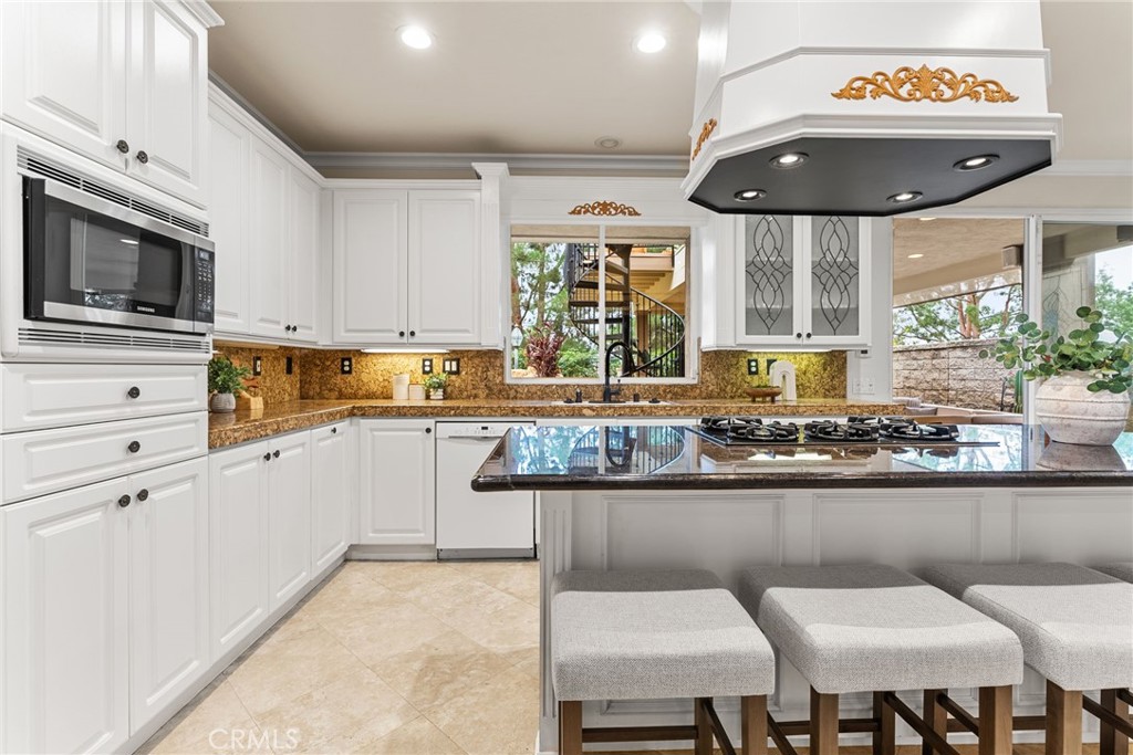 D9cbd8c8 Dc17 4789 A771 E564a46bbbf2