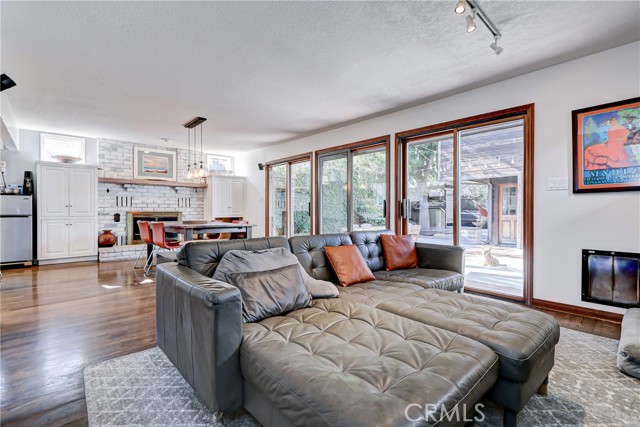 Living room...