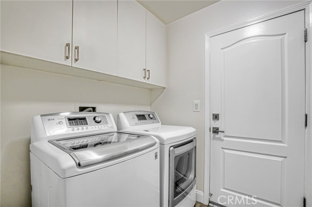 Detail Gallery Image 14 of 44 For 7439 Dorie Dr, West Hills,  CA 91307 - 5 Beds | 5 Baths